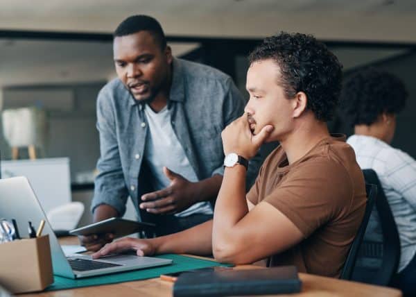 How to Give Negative Feedback to Staff